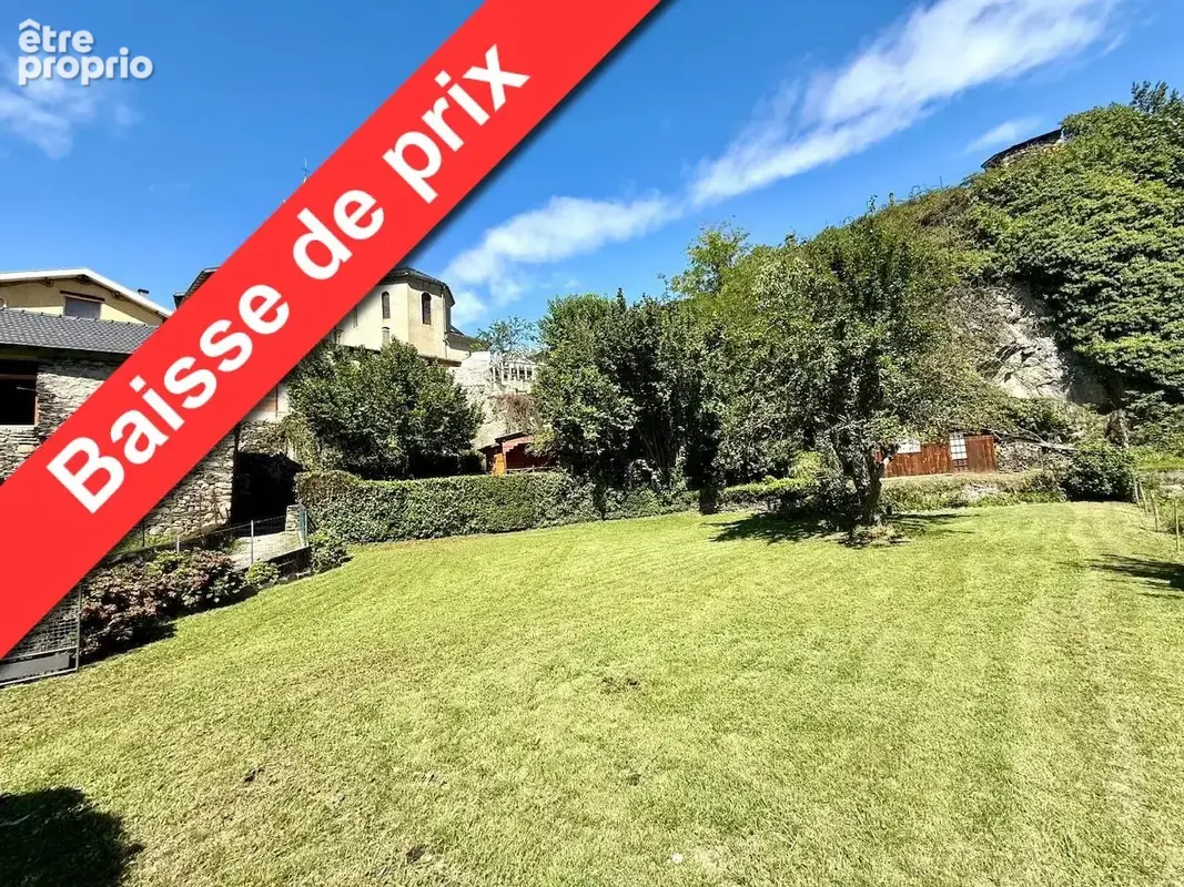   - Maison à LUZENAC