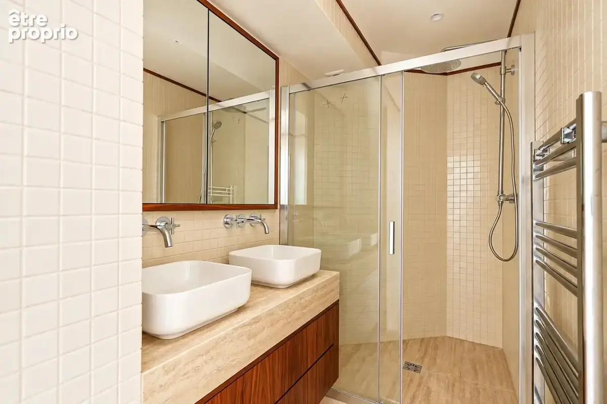 Paris 9e – Rochechouart / Rue Milton – Appartement rénové – 3 chambres - photo 9