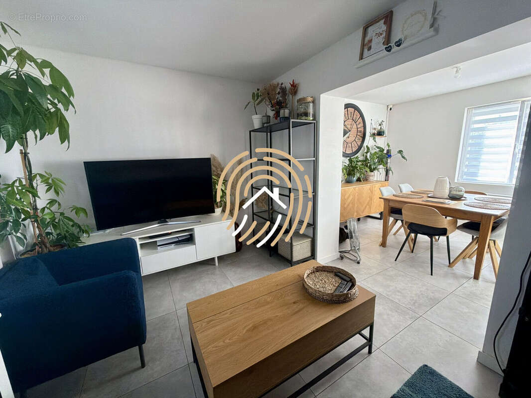 Maison 73 m² à Ecourt-Saint-Quentin  - photo 2