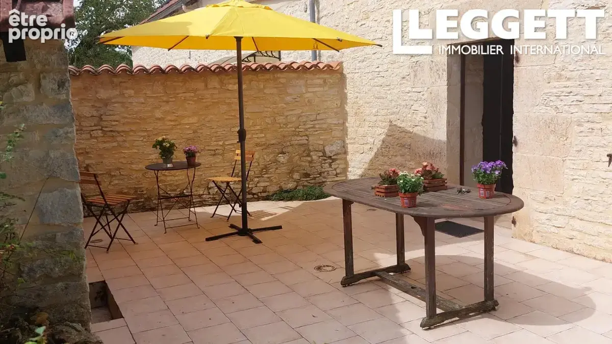 Authentique maison quercynoise en pierre, accompagnée de deux dépendances en pierre restaurées - photo 3