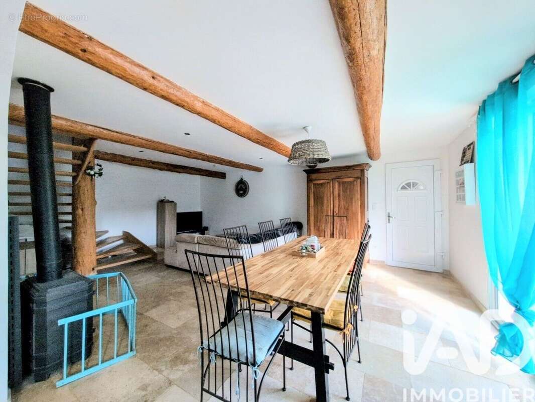 Maison 266 m² à Pernes-Les-Fontaines  - photo 8