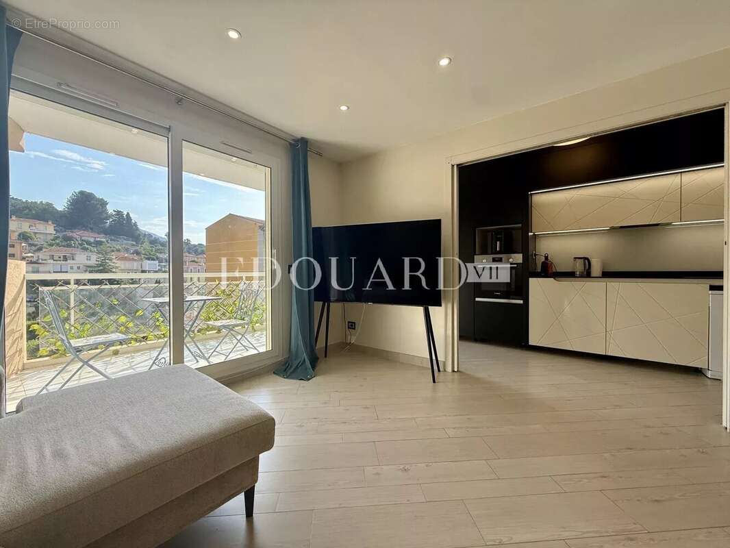 Appartement à ROQUEBRUNE-CAP-MARTIN