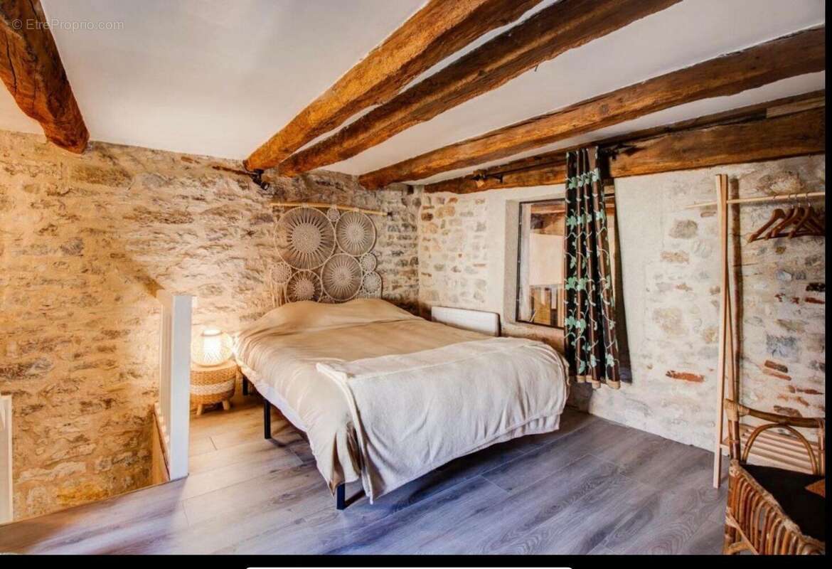 Immeuble avec cour - coeur de Cajarc - photo 2
