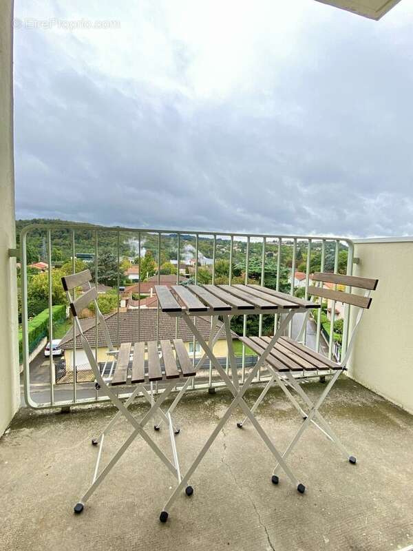 Appartement à PONT-EVEQUE