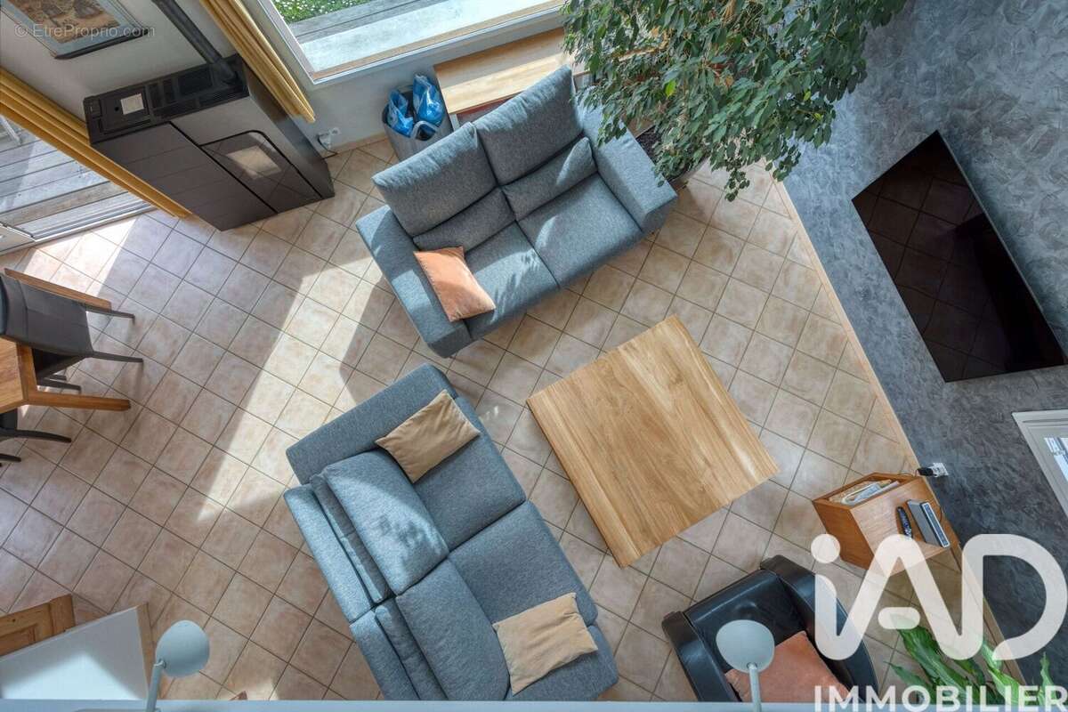 Maison 206 m² à Les Adrets  - photo 7