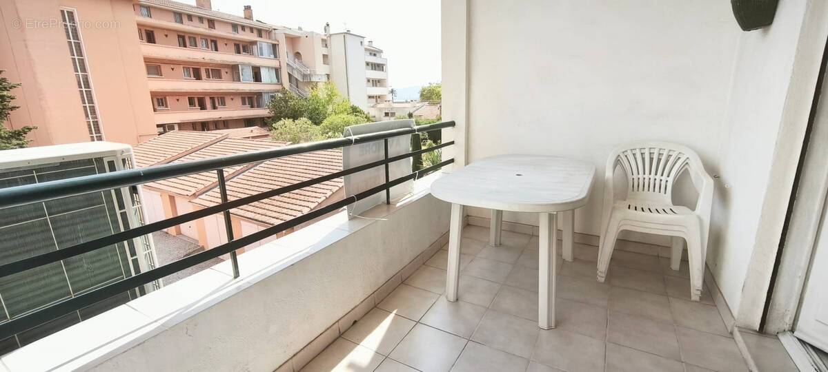 Appartement à FREJUS