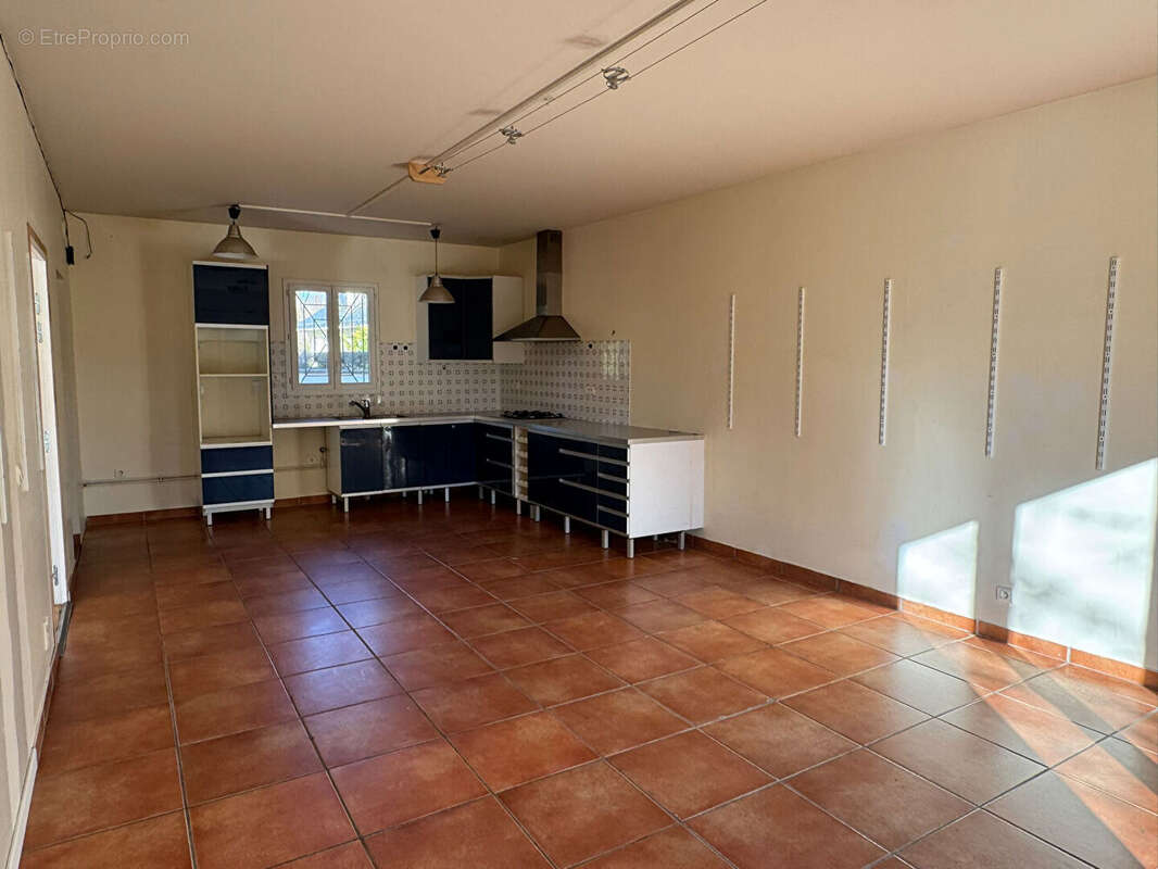 Maison à FEUCHEROLLES