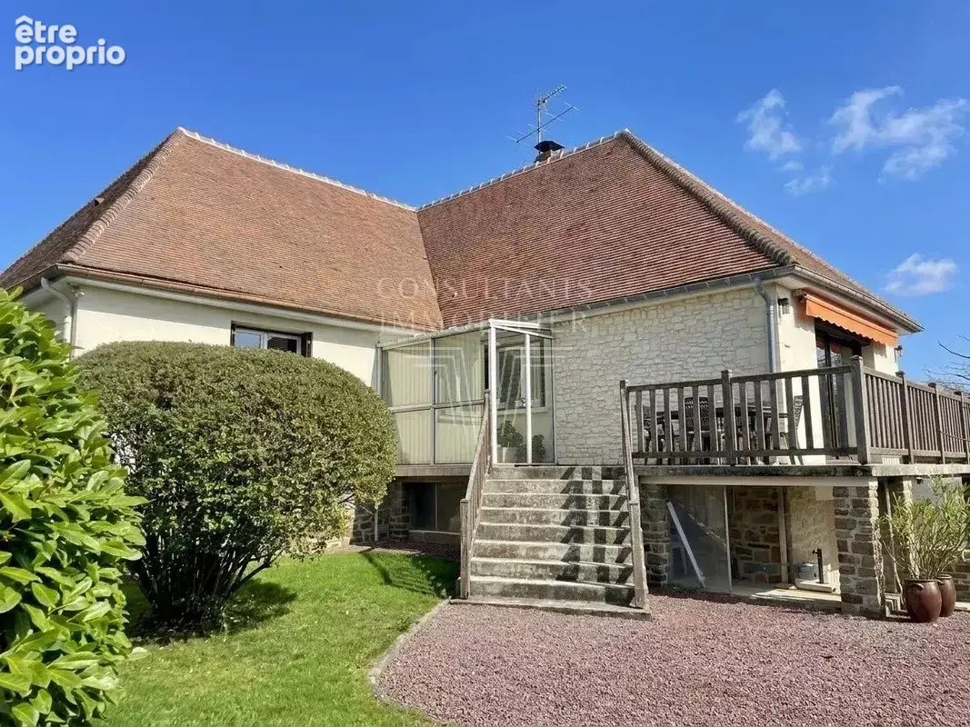 Maison lumineuse avec grand jardin - photo 2
