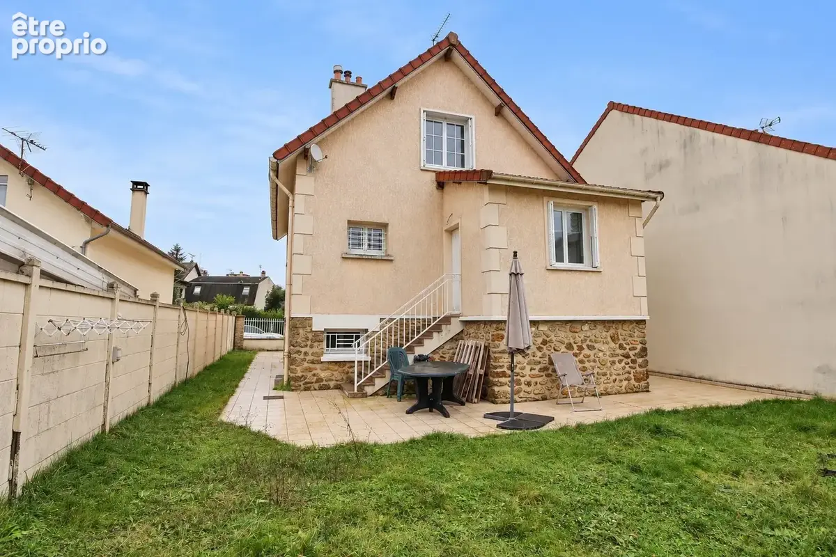 Photo Maison à Chennevieres-Sur-Marne au prix de 399 000€