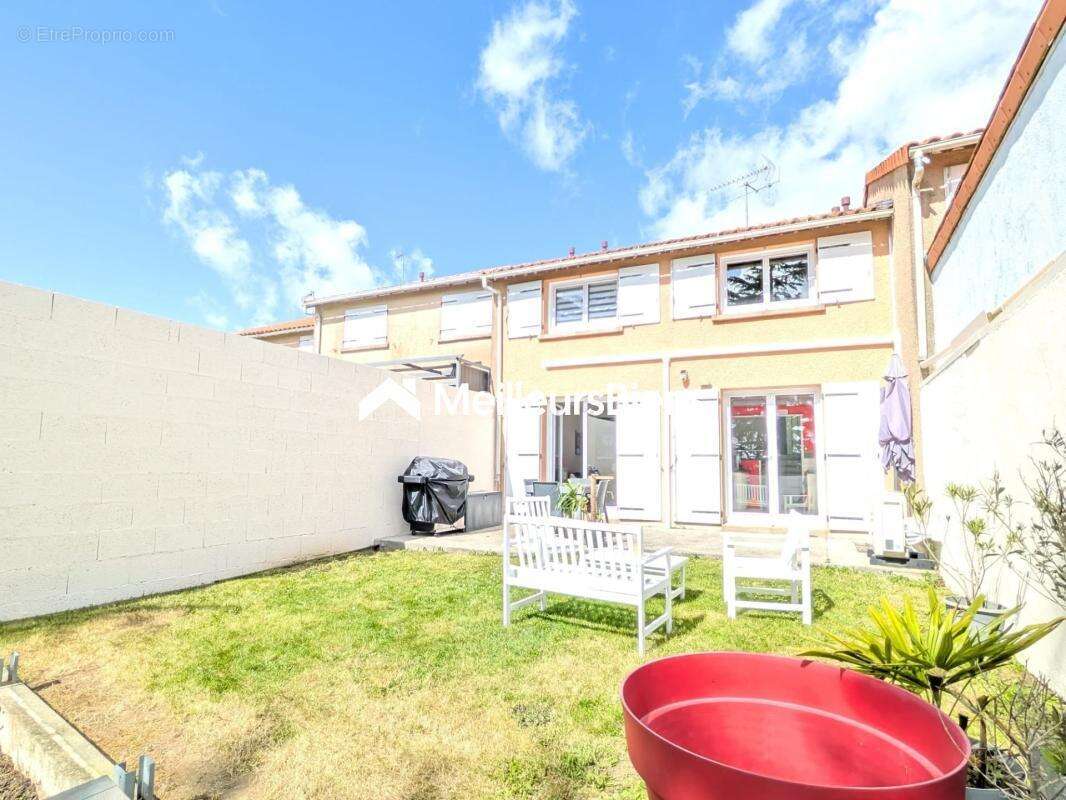 Maison à TREMENTINES