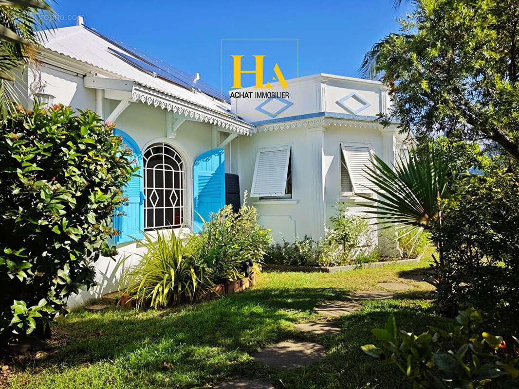 Maison à LE PORT