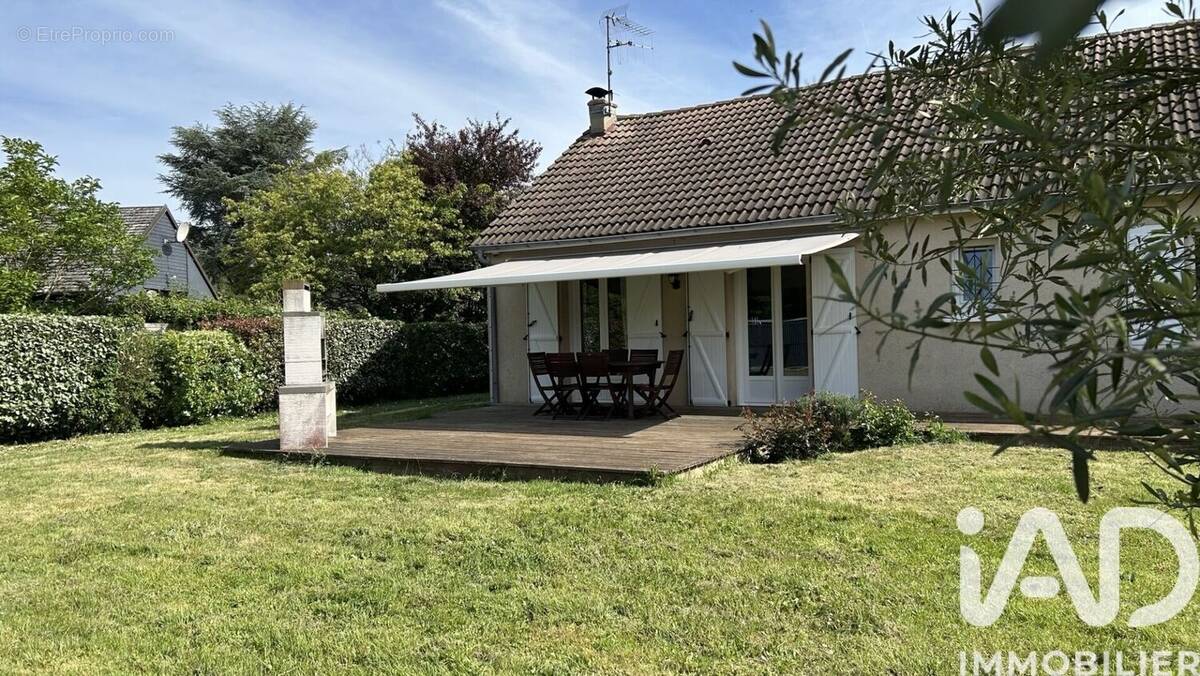 Photo 1 - Maison à BAZOUGES-SUR-LE-LOIR