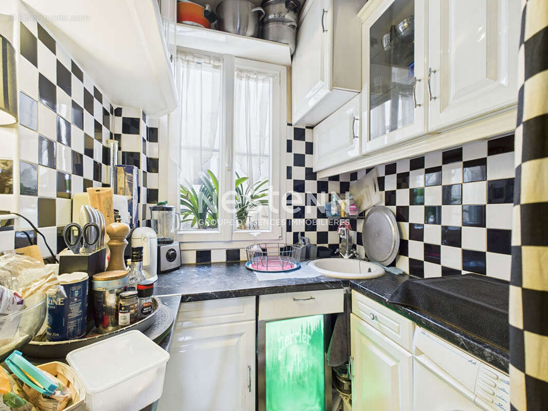 Appartement à PARIS-18E