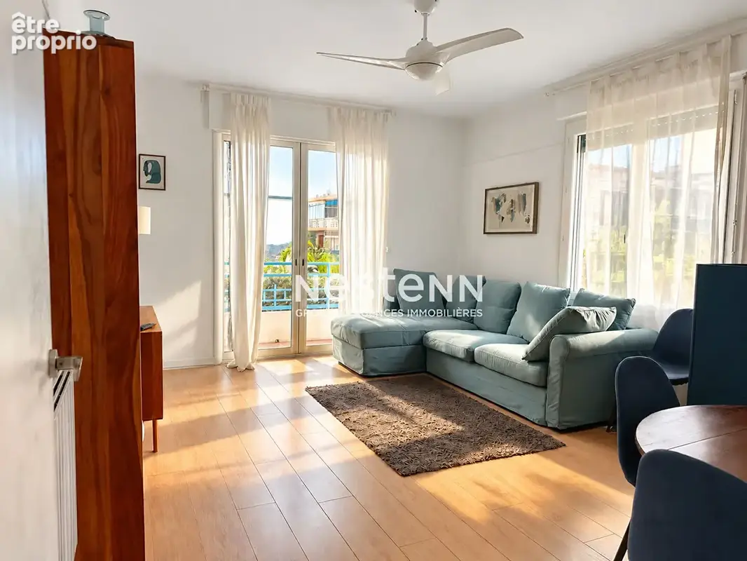 Golfe-Juan - 2P - 60m² - Vue mer - 1 minute à pied des plages - Terrasse - Sud - photo 12