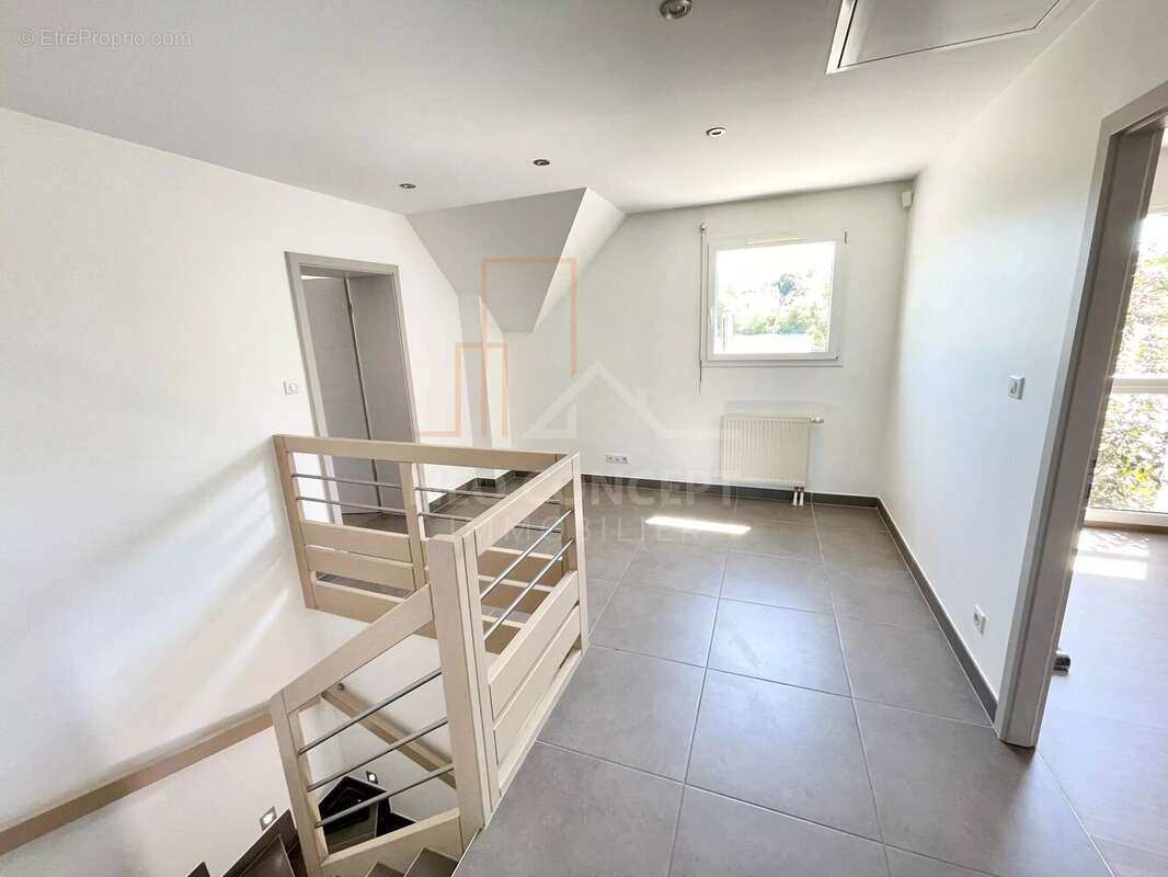 Belle maison de type 4/5 pièces de 129,80 m² habitables à HAGUENAU. - photo 8