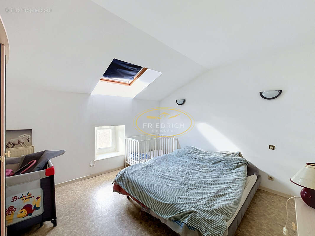 Maison de village a rafraichir - photo 8
