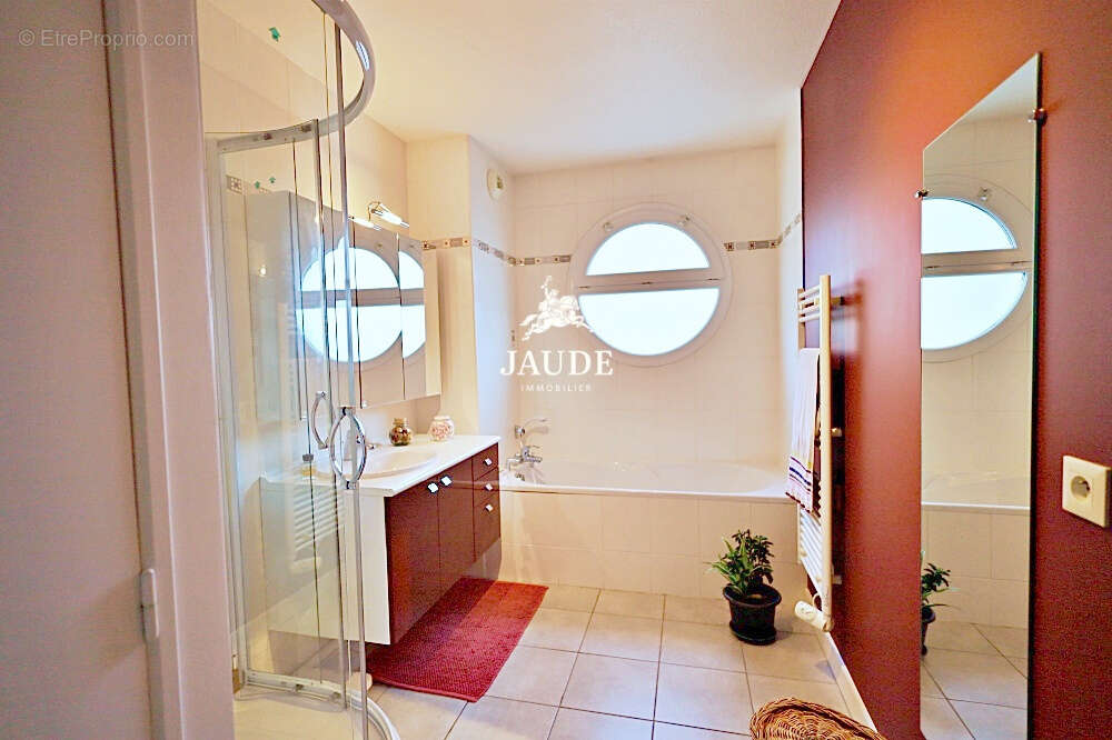 Appartement à CHAMALIERES