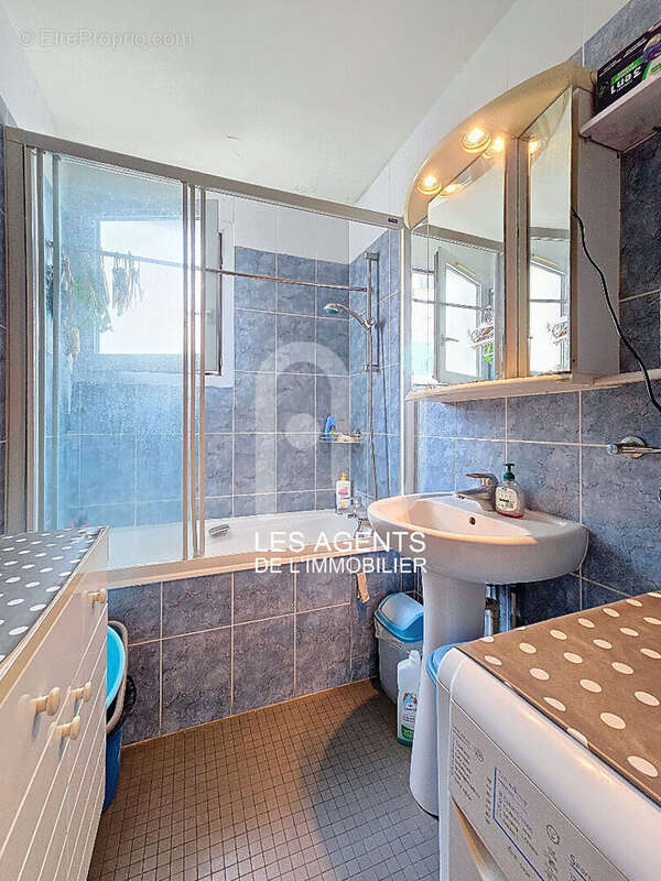 Appartement à ASNIERES-SUR-SEINE