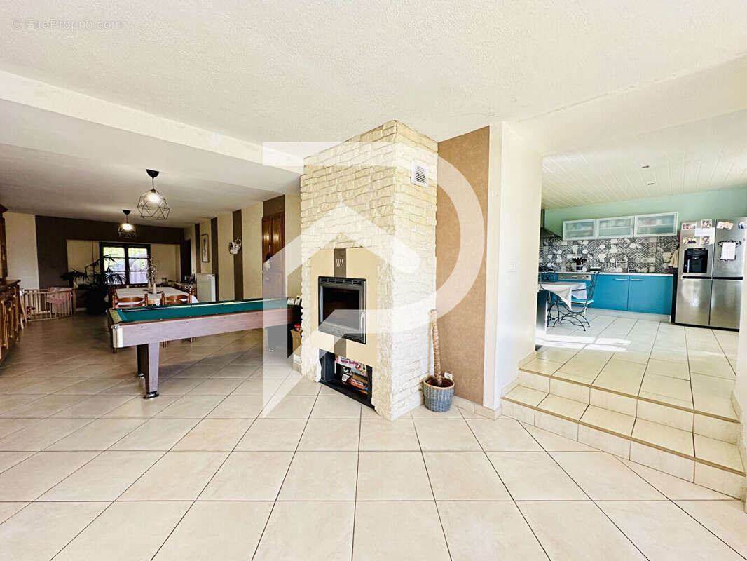 Maison à VAL-DE-MEUSE