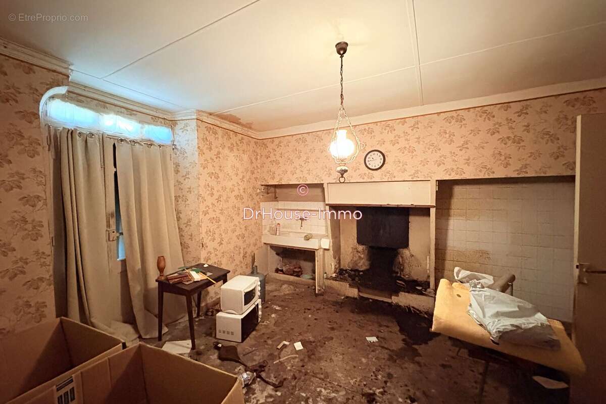 Maison à PEYRIAC-MINERVOIS