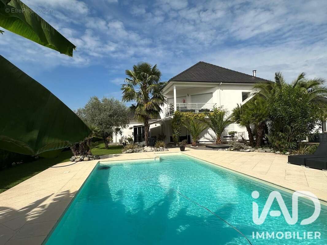 Maison 226 m² à Benejacq  - photo 4