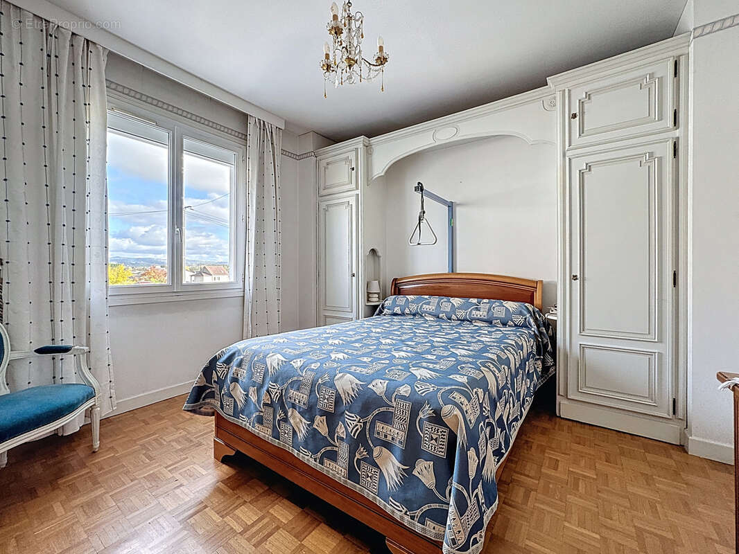 Maison à BRIVE-LA-GAILLARDE