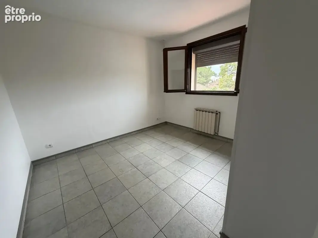 Villa T5 avec garage et piscine - photo 10