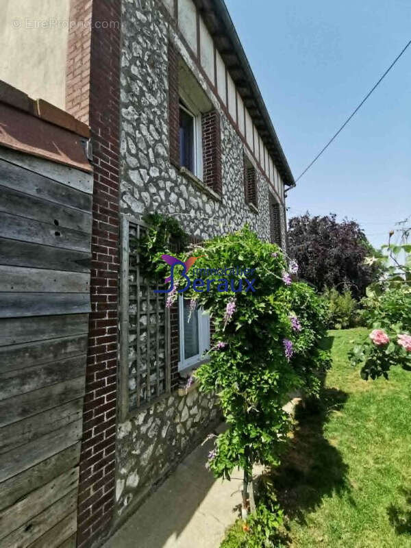 Maison à EPINAY-SUR-DUCLAIR