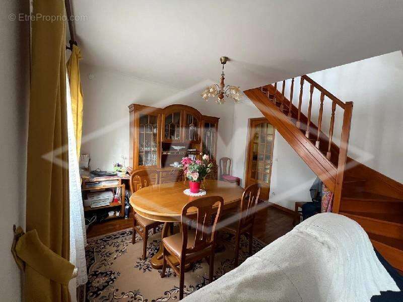 Maison à QUINCY-SOUS-SENART