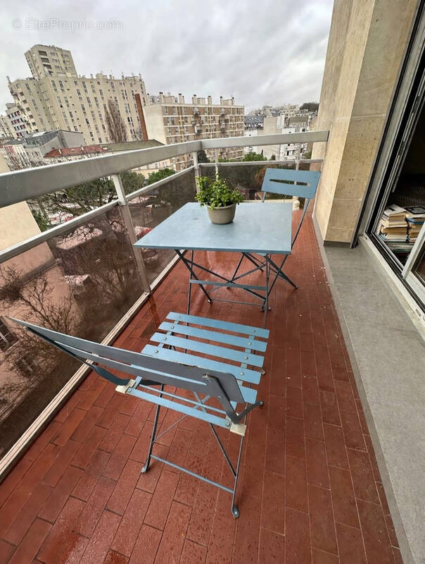 Appartement à PARIS-20E