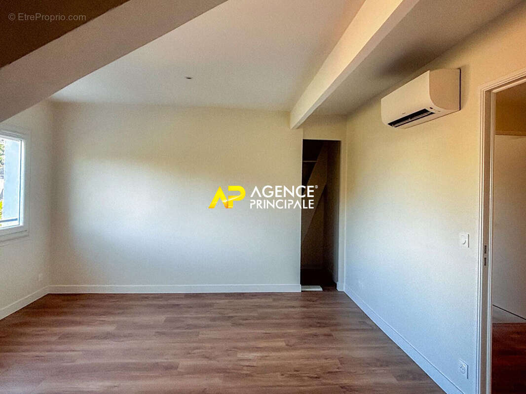 Maison à SARTROUVILLE