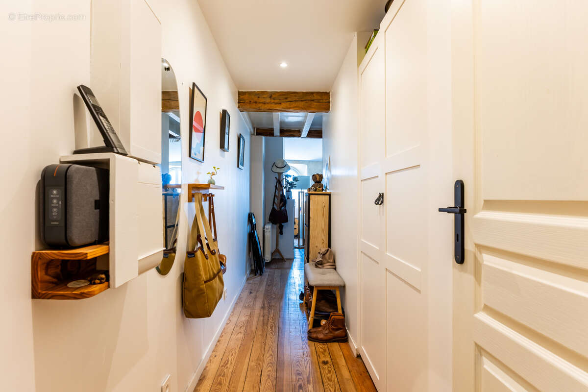 Bel appartement bordelais a deux pas du triangle d'or - photo 3