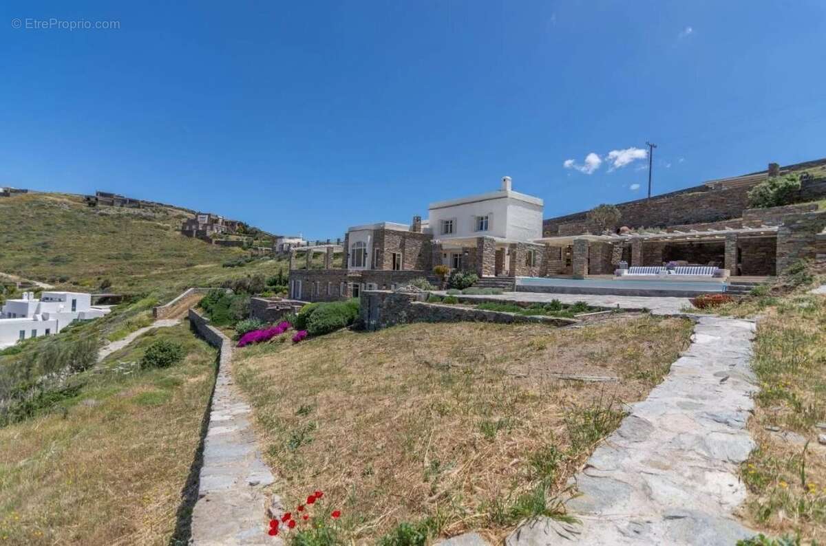 Villa de prestige les pieds dans l’eau – Île de Kéa - photo 18