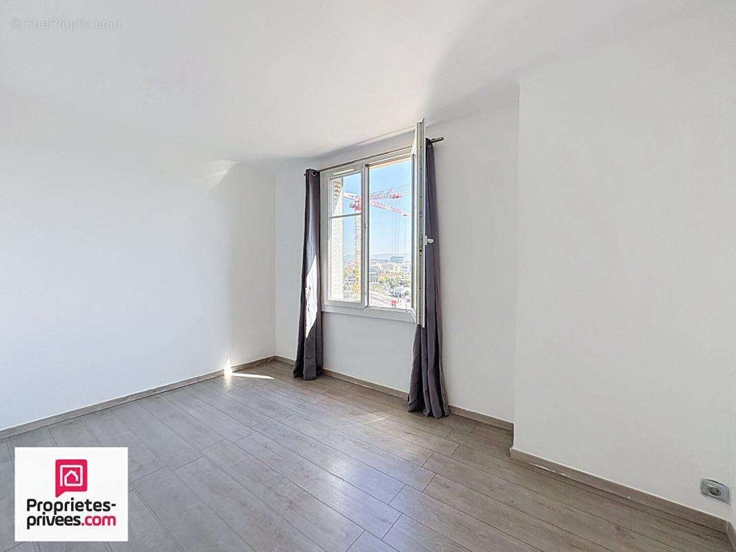 Appartement  T4 Marseille 13008 - photo 11