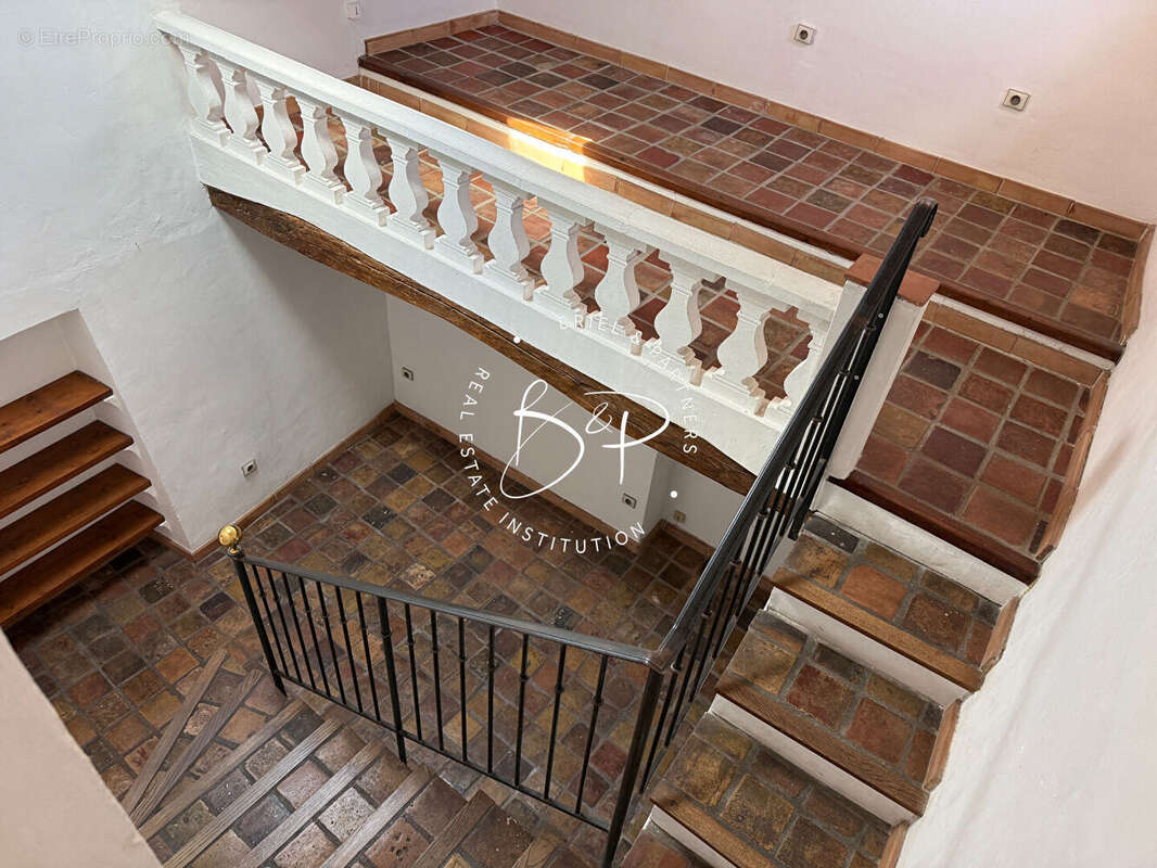 Appartement à LORGUES