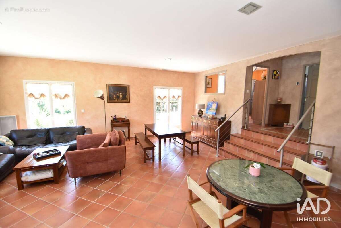 Photo 3 - Maison à SAINT-CLAR-DE-RIVIERE