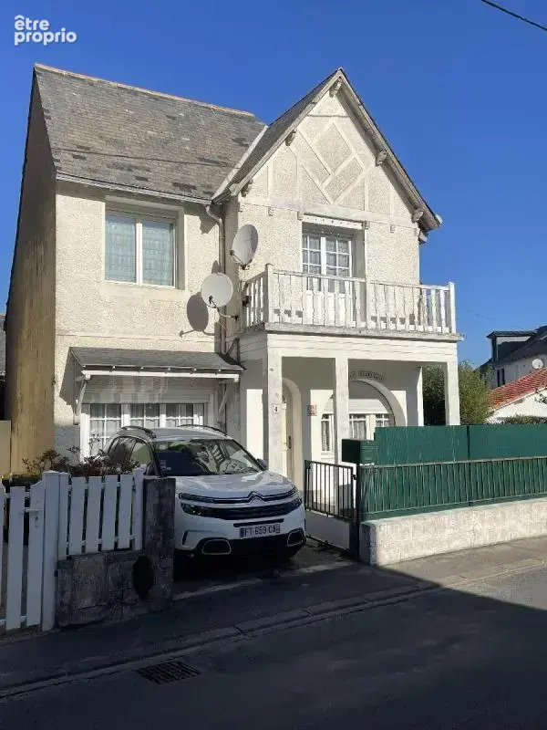 Maison à LE POULIGUEN