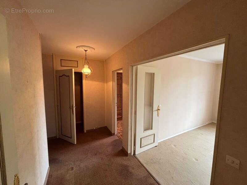 Appartement à CANTELEU