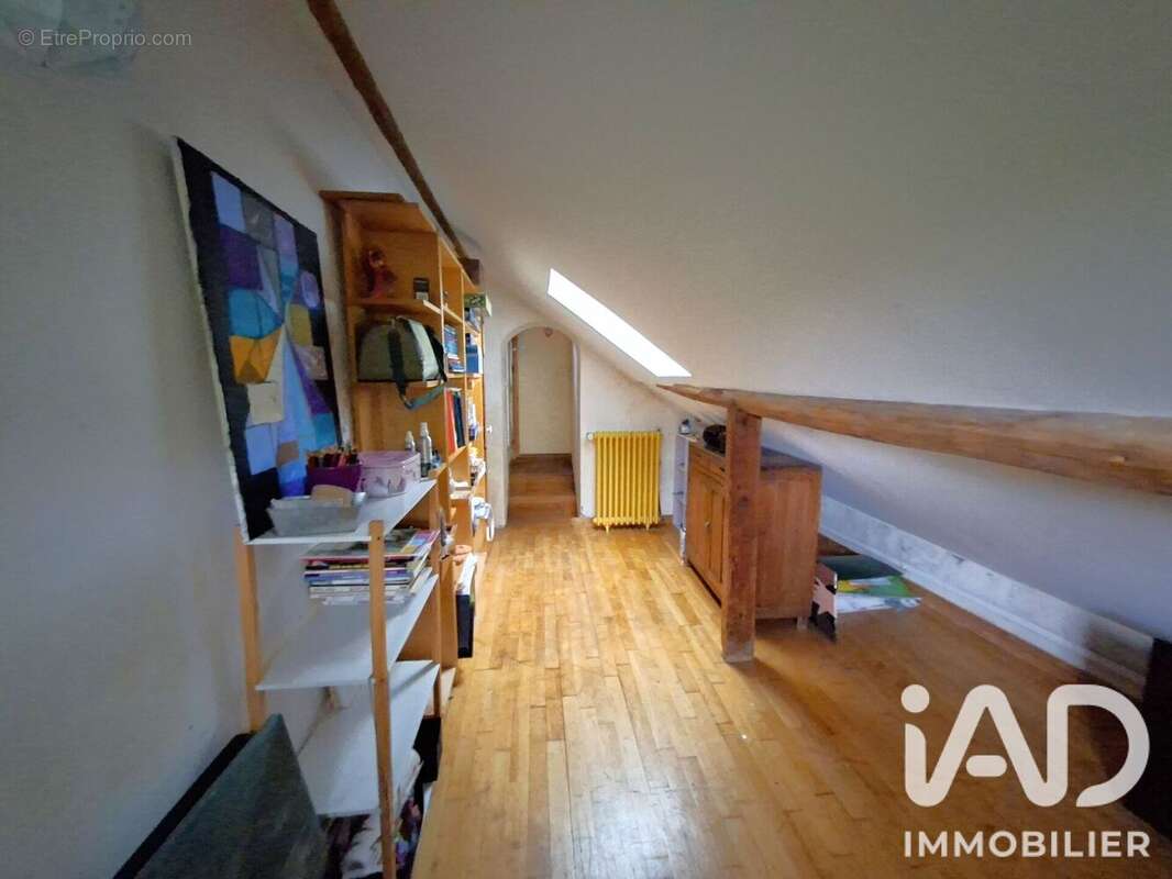 Maison 107 m² à Le Plessis-Aux-Bois  - photo 7
