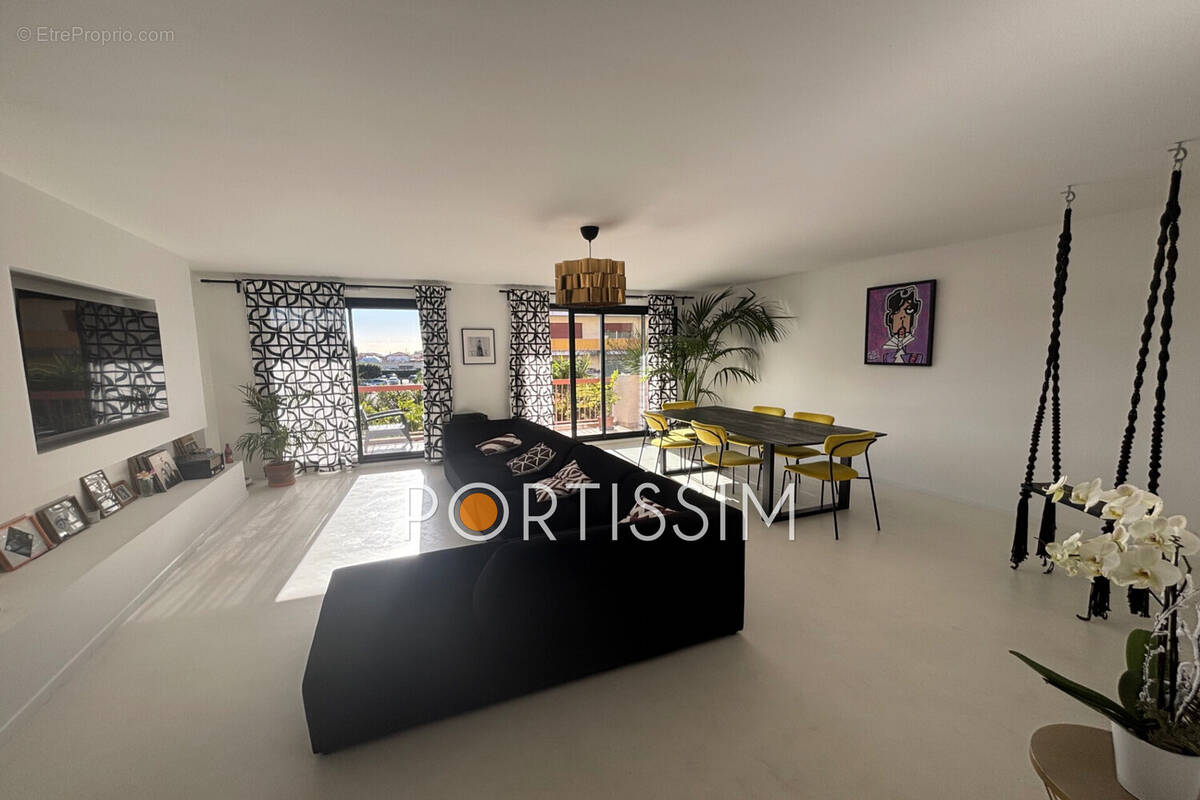 Appartement à CAGNES-SUR-MER