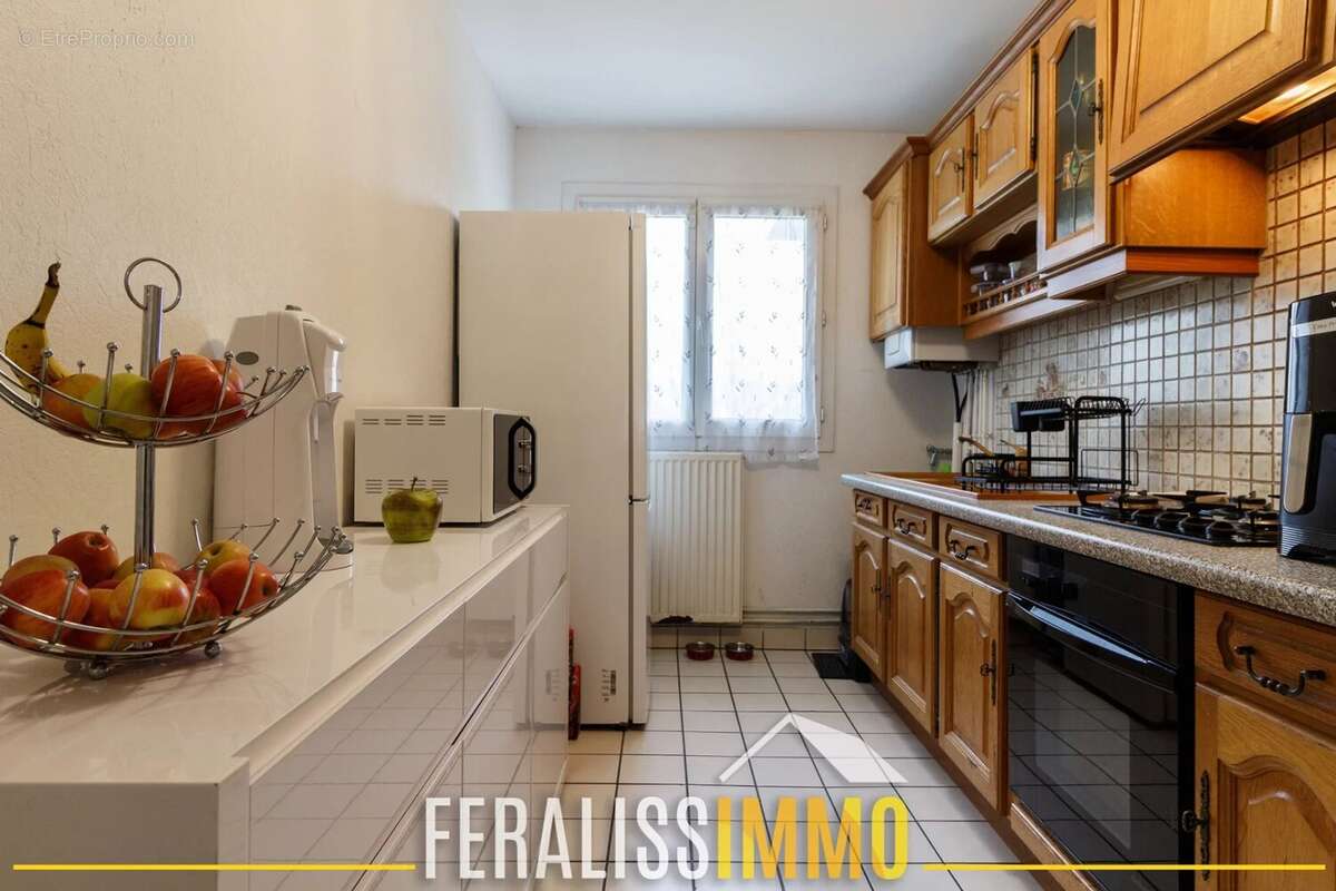 Appartement à JOUY-LE-MOUTIER