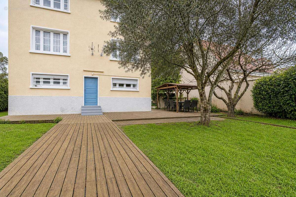 Maison familiale 99 m² avec grand jardin au Mans - photo 16