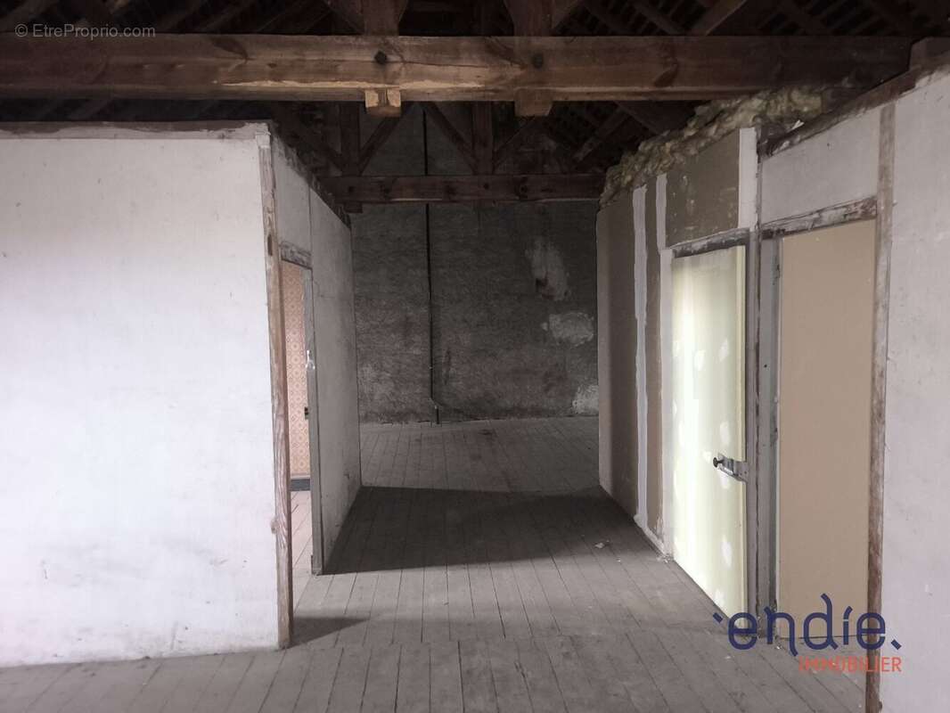 Maison à COSNE-D'ALLIER