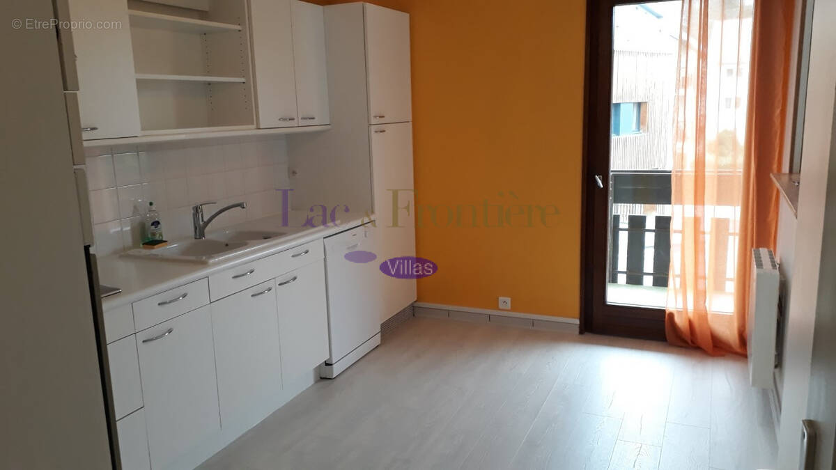 Appartement à CHENS-SUR-LEMAN