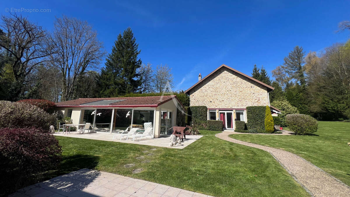 Exceptionnel, Epinal proche centre ville, propriété 1ha de terrain - photo 7