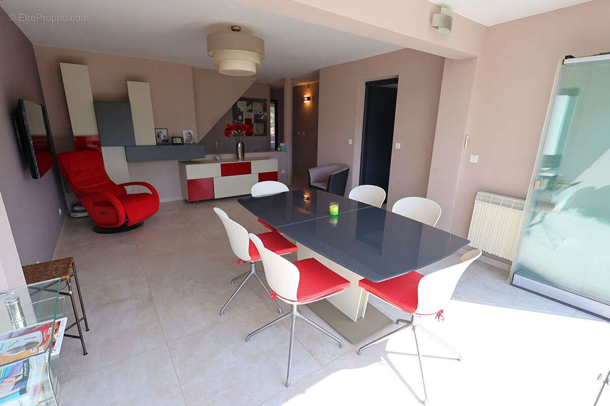 Villa Sainte Maxime les Issambres 97 m² avec piscine vue mer - photo 8