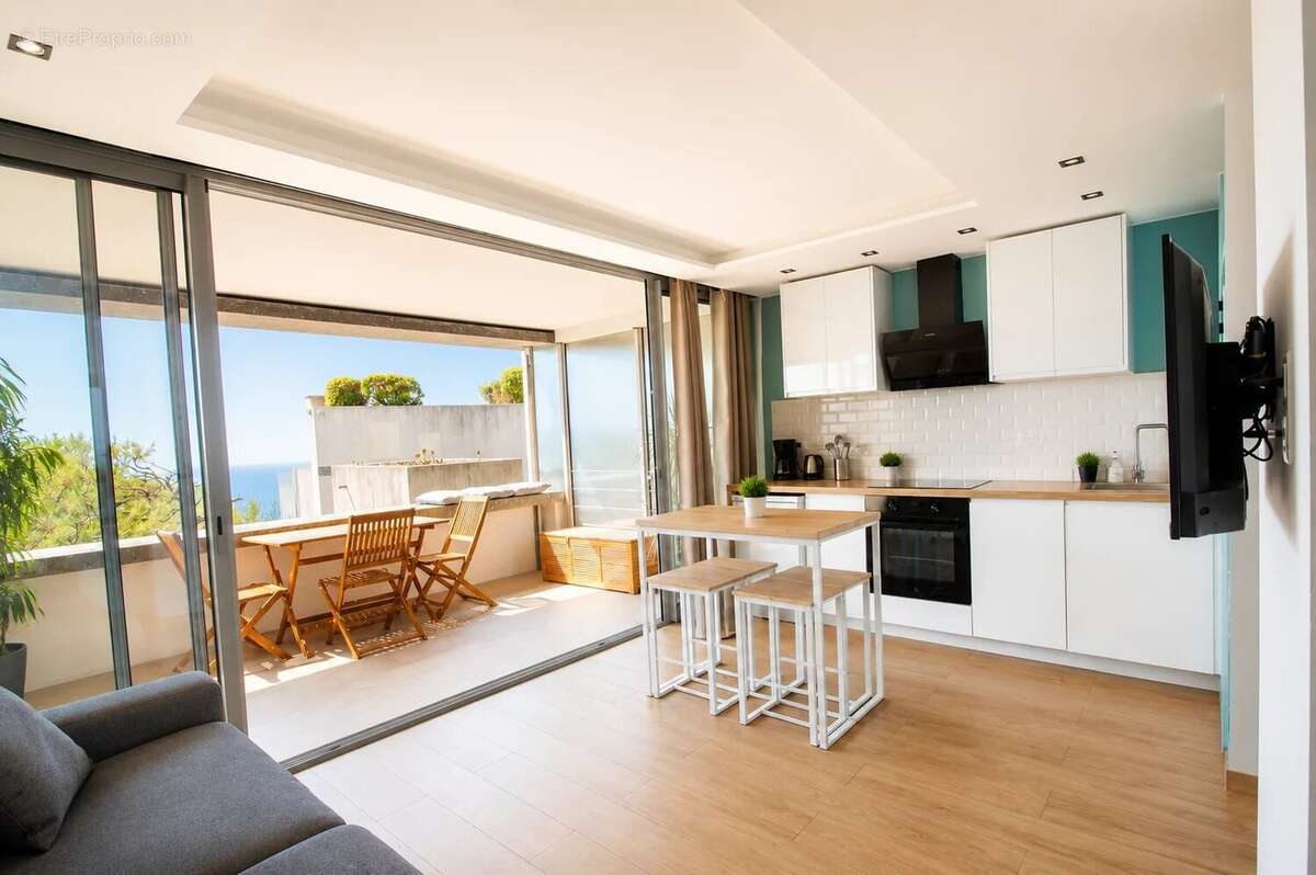 Cap d'ail "costa plana" - 2p 28m²  vue mer  terrasse 12m²  parking  piscine - photo 8