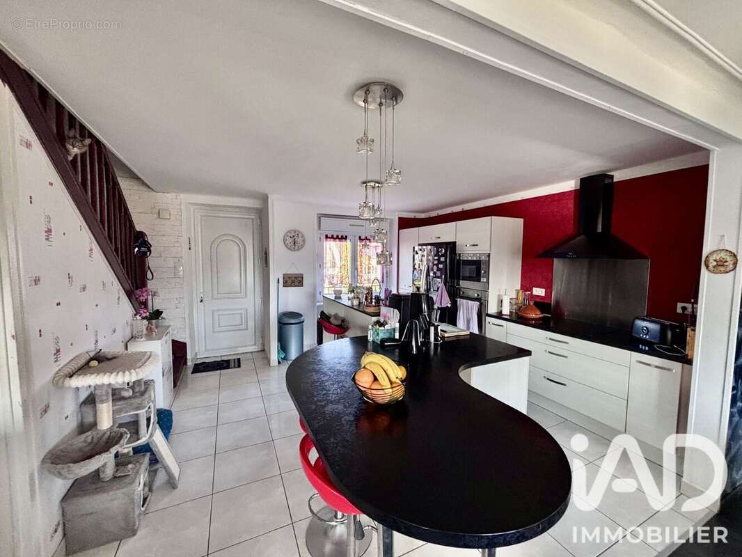 Maison 158 m² à Lannilis  - photo 7