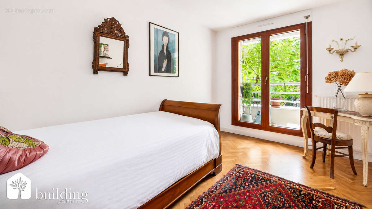 Appartement à LEVALLOIS-PERRET