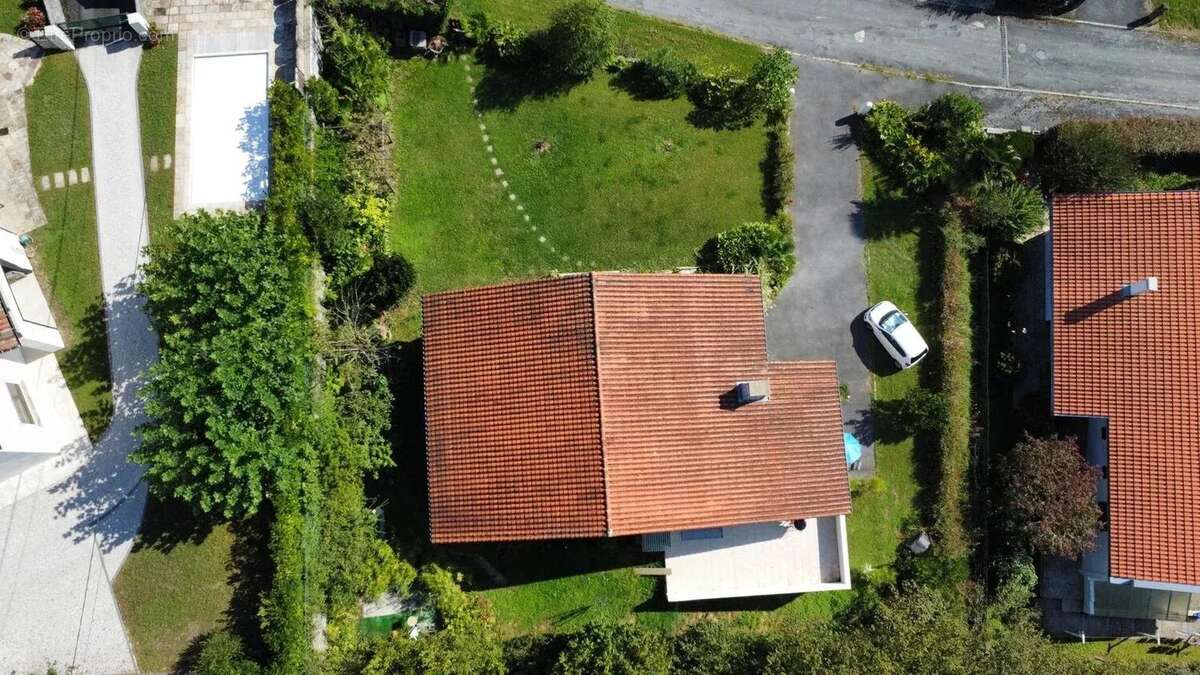 Maison au Pays Basque de 185 m² avec 3 chambres et 2 studios - photo 11